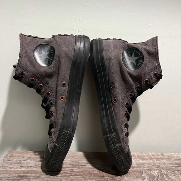 Converse Chuck Taylors Heel Stud Hi size: 8 - Picture 7 of 9